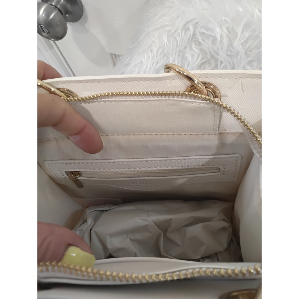 Trina Turk White Vegan Leather Double Handle Crossbody Bag Front Slip Pocket NEW - Picture 4 of 8